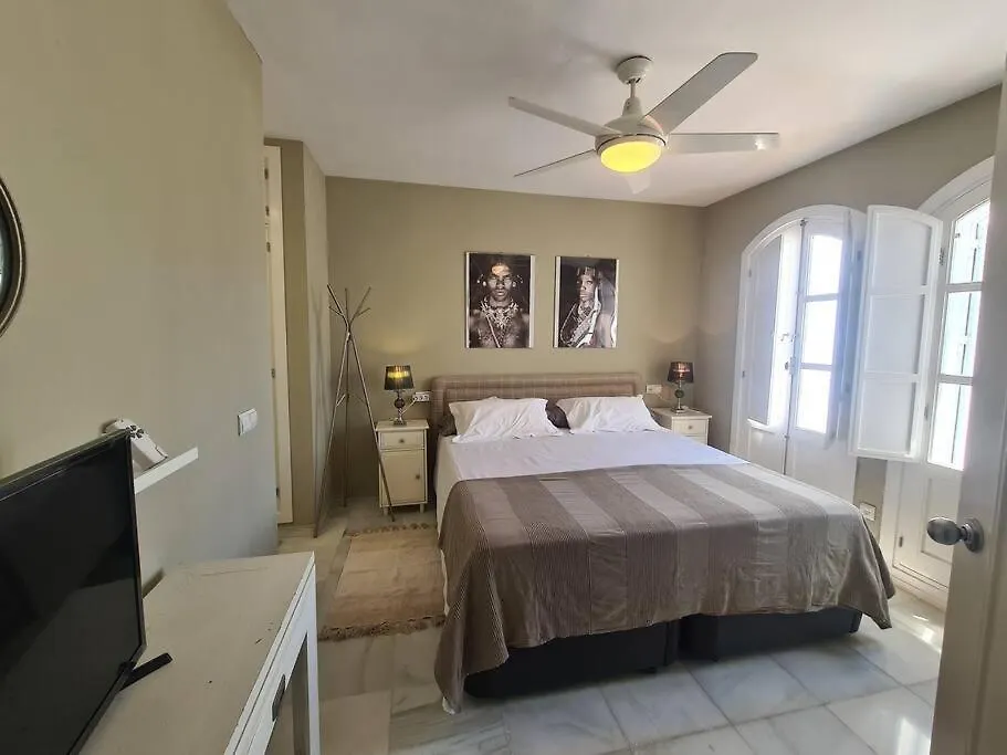 Townhouse In Marbella - Walking Distance To Puerto Banus Villa