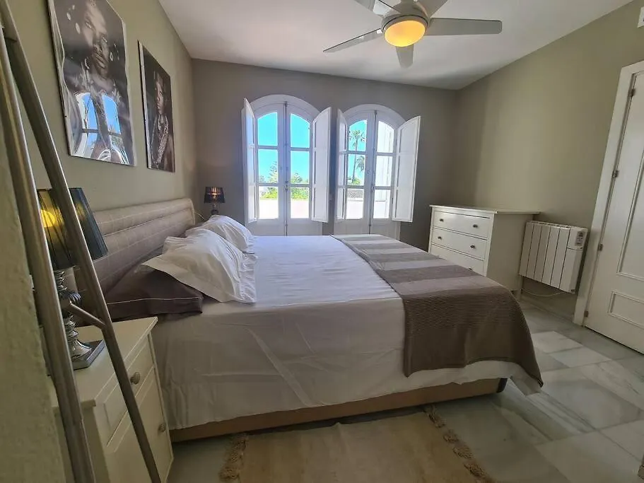Townhouse In Marbella - Walking Distance To Puerto Banus Villa Spain