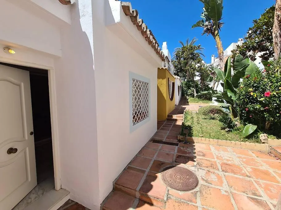 Townhouse In Marbella - Walking Distance To Puerto Banus Villa